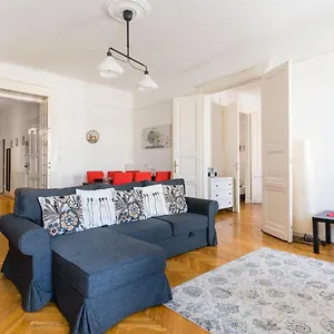  Apartment Friendly Oktogon Hungary